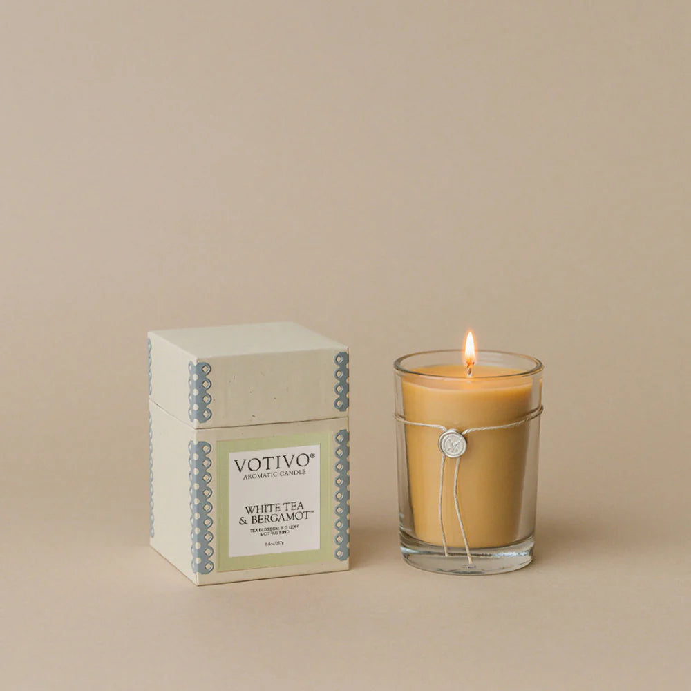 White Tea & Bergamot 6.8oz Aromatic Candle